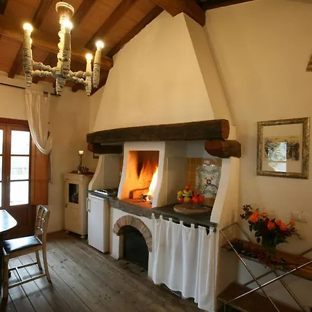 Toppani Del Sodo Villa *